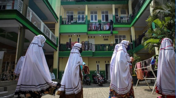 Delapan Agenda Pokok Hari Santri 2025