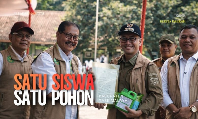 Satu siswa satu pohon