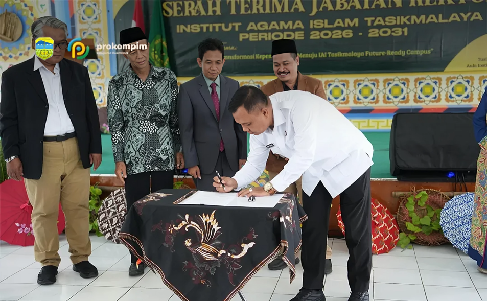 kebijakan pendidikan