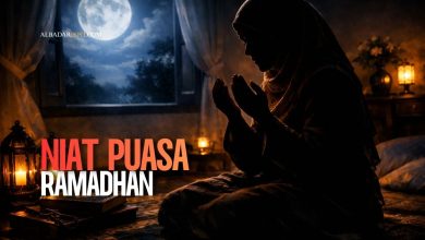 Ilustrasi umat Muslim membaca niat puasa Ramadhan pada malam hari sebelum fajar sesuai pendapat 4 madzhab.
