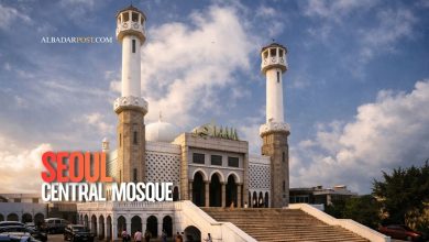 Umat Islam minoritas berbuka puasa bersama di masjid luar negeri dengan suasana hangat dan penuh kebersamaan saat Ramadhan.