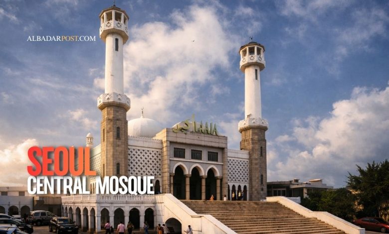 Umat Islam minoritas berbuka puasa bersama di masjid luar negeri dengan suasana hangat dan penuh kebersamaan saat Ramadhan.