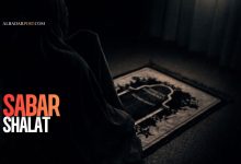 Ilustrasi reflektif tentang makna sabar menurut Surah Al-Baqarah sebagai kekuatan iman dalam menghadapi ujian hidup