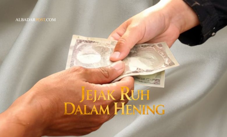 Ilustrasi seseorang berbuat kebaikan secara diam-diam tanpa diketahui orang lain, menggambarkan konsep Amal Lupa Diri.