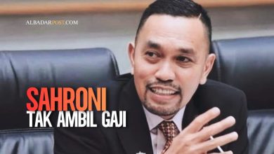 Ahmad Sahroni anggota DPR RI menyatakan tidak mengambil gaji setelah kembali aktif di parlemen