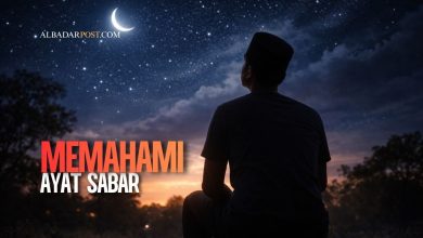 Ilustrasi seseorang menatap langit dengan tenang sebagai simbol memahami makna ayat tentang kesabaran dalam Al-Qur'an.