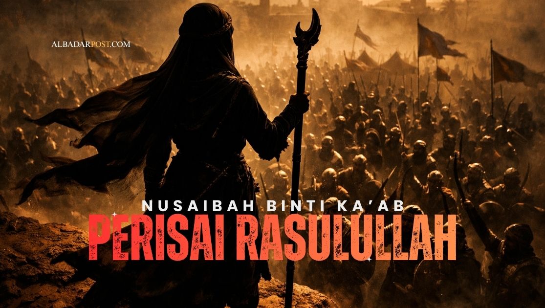 Ilustrasi Nusaibah binti Ka’ab mengangkat pedang melindungi Rasulullah di medan Perang Uhud dengan latar pasukan