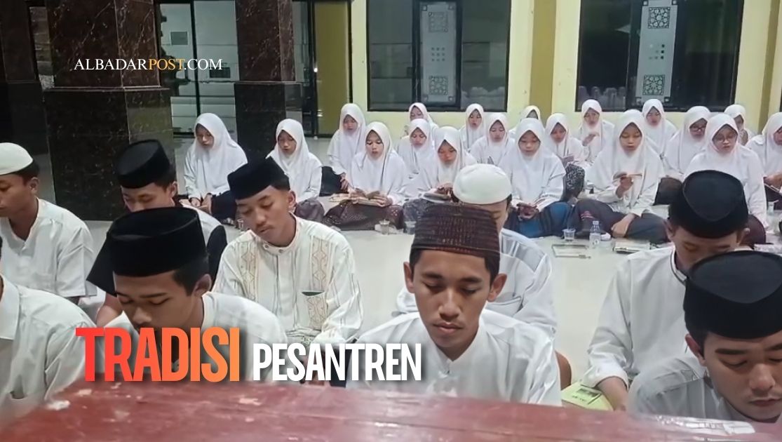 7 Tradisi Unik di Pondok Pesantren, Nomor 5 Bikin Kaget Orang Luar