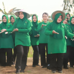 Persit tanam pohon saat HUT ke-80 dengan kegiatan penghijauan dan penanaman pohon buah untuk lingkungan dan ketahanan pangan