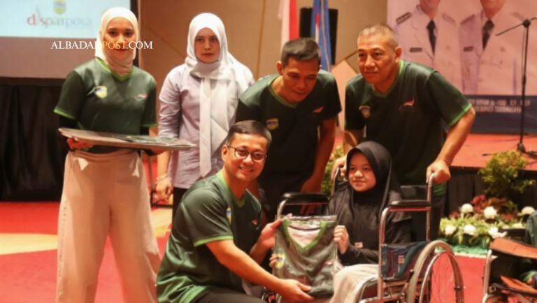 Bupati Cecep Nurul Yakin memberi motivasi kepada atlet NPCI Tasikmalaya dalam acara halalbihalal Peparda 2026