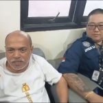 Kuswandi didampingi kuasa hukum di lobi Satreskrim Polresta Pati usai pemeriksaan kasus Ashari.