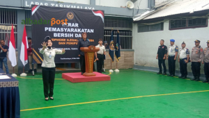Diky Candranegara memimpin apel di Lapas Kelas IIB Tasikmalaya saat mulai menjabat sebagai Plh Wali Kota