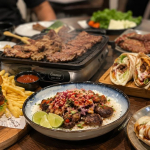 Resep 7 aneka olahan daging kurban modern seperti burger sapi, shawarma, kebab homemade, rice bowl sambal matah, dan Korean BBQ saat Idul Adha.