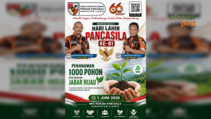 Anggota Pemuda Pancasila Ciamis melakukan penanaman pohon dalam rangka Hari Lahir Pancasila dan program Jabar Hijau.