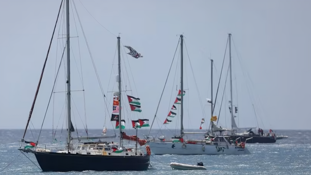Ilustrasi kapal bantuan kemanusiaan menuju Gaza yang dicegat militer Israel di Laut Mediterania