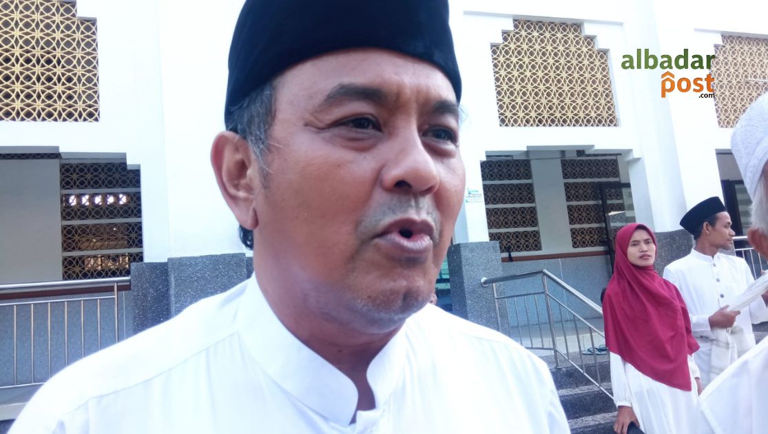 Tong Sampah KHZ Mustofa