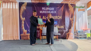 Pelepasan MTs Al-Muniroh
