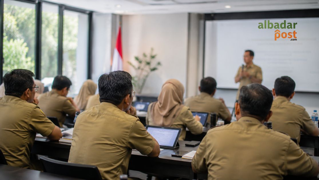 Kepala Desa Masuk Kampus
