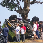 Truk Terguling Garut
