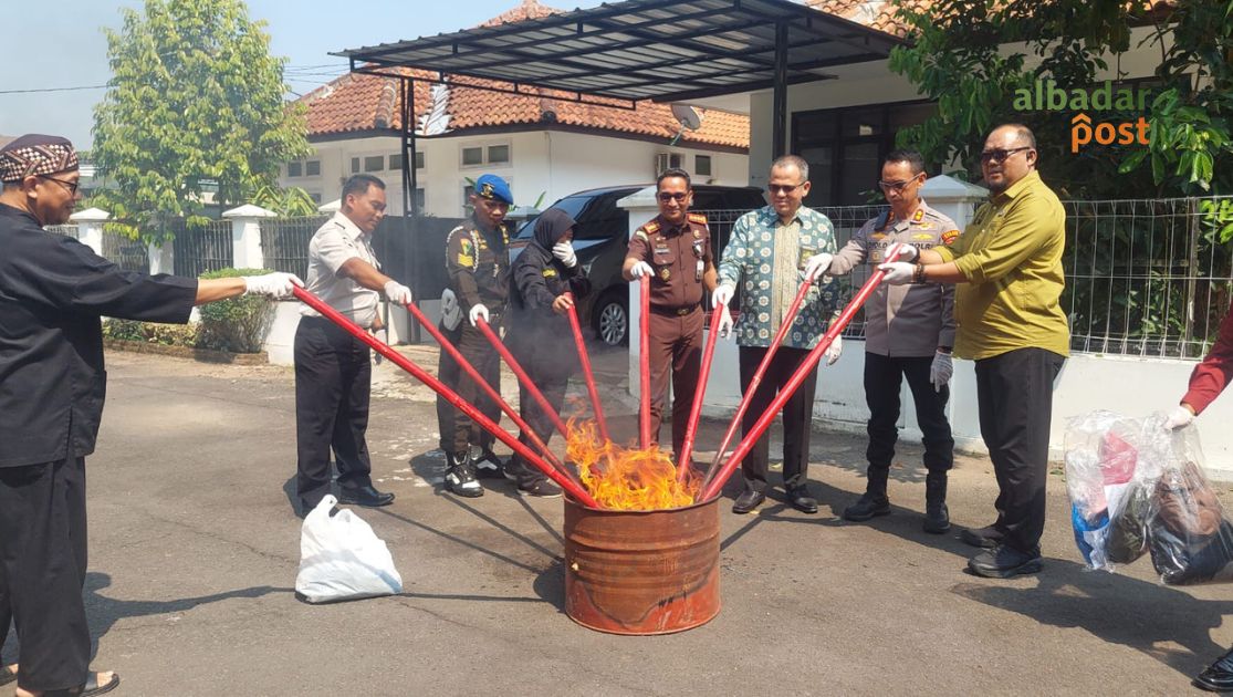 Pemusnahan Barang Bukti