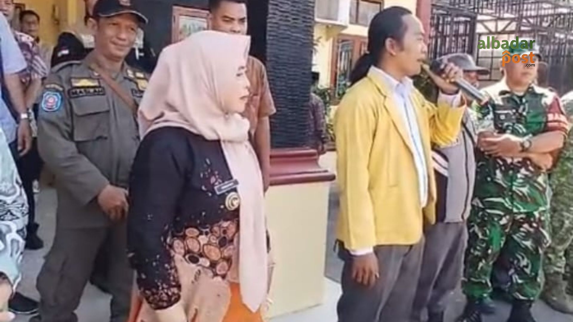 Perangkat Desa Waringinsari