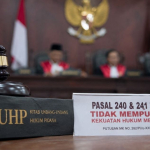Pasal 240 KUHP