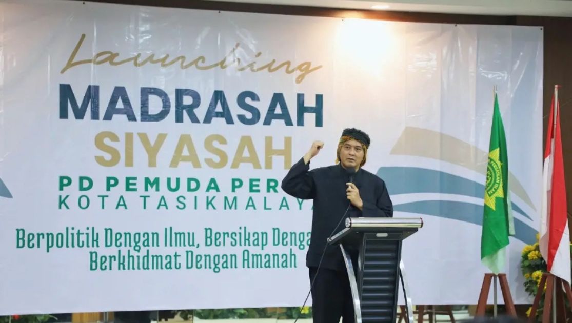 Madrasah Siyasah