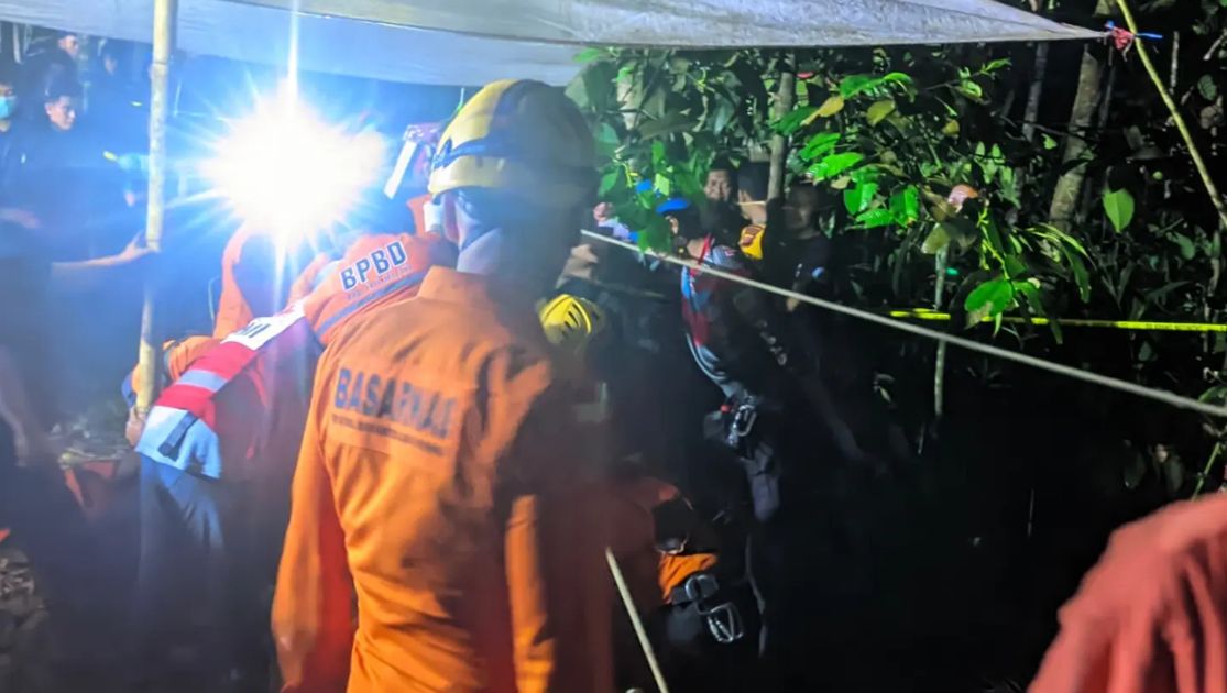 Amin Masuk Sumur